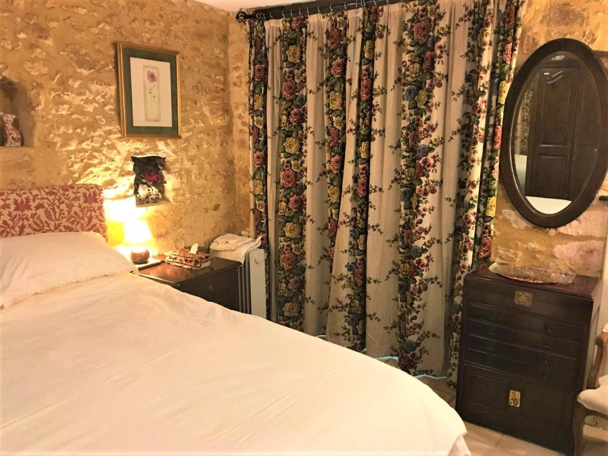 Chambres d'hotes Les Coustilles Saint-Alvère Extérieur photo