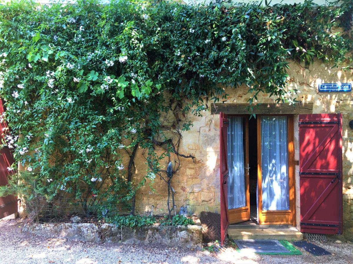 Chambres d'hotes Les Coustilles Saint-Alvère Extérieur photo