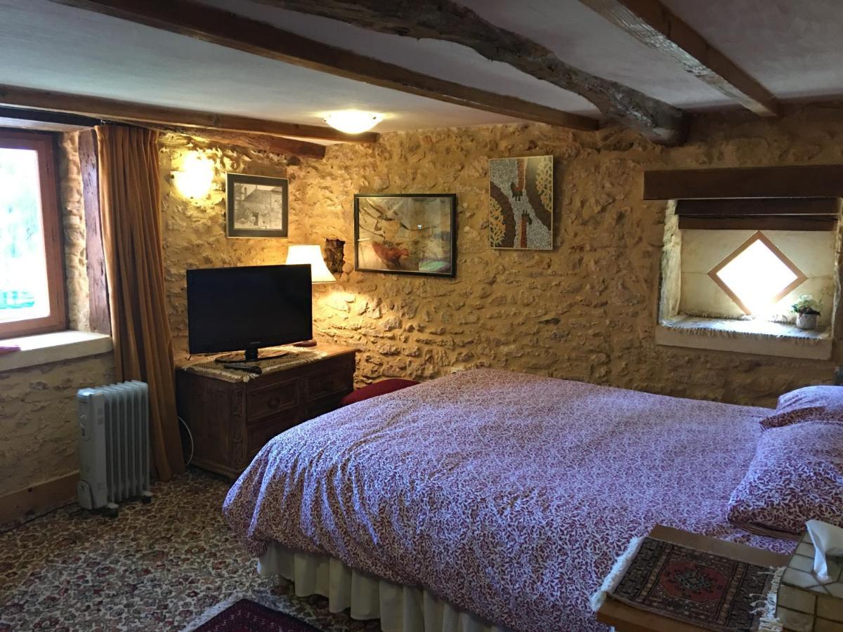 Chambres d'hotes Les Coustilles Saint-Alvère Extérieur photo